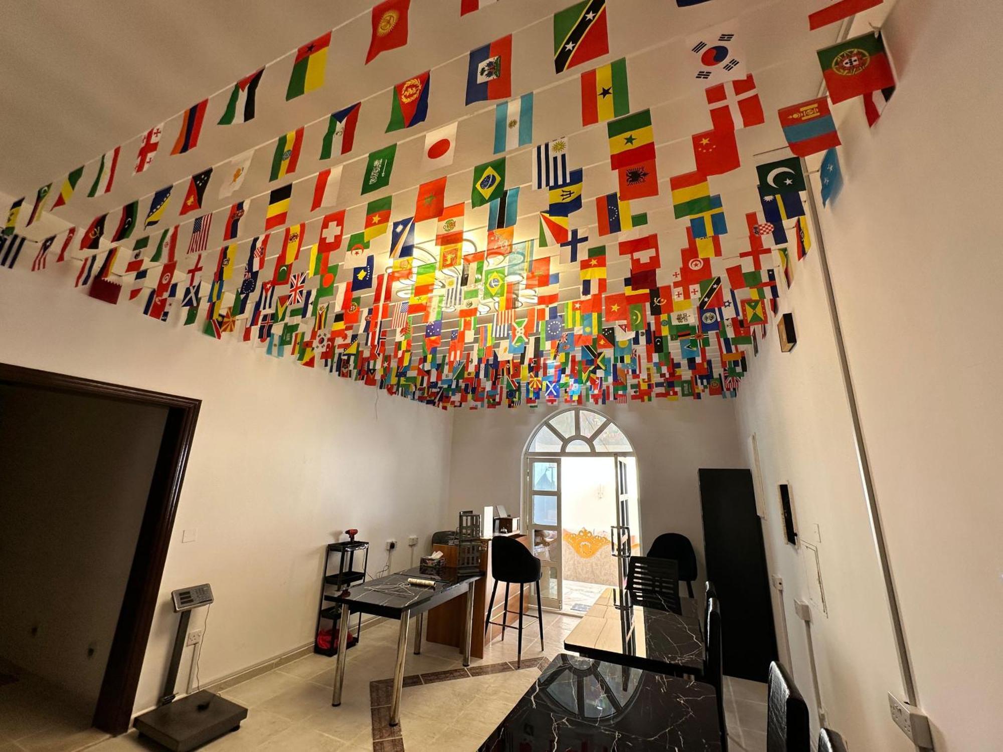 International Abu Dhabi Hostel Екстериор снимка