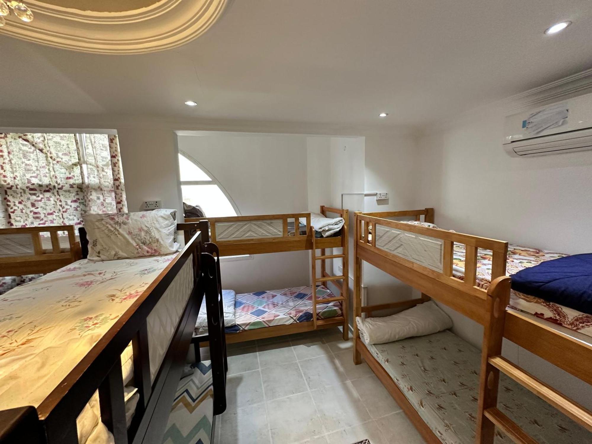 International Abu Dhabi Hostel Екстериор снимка