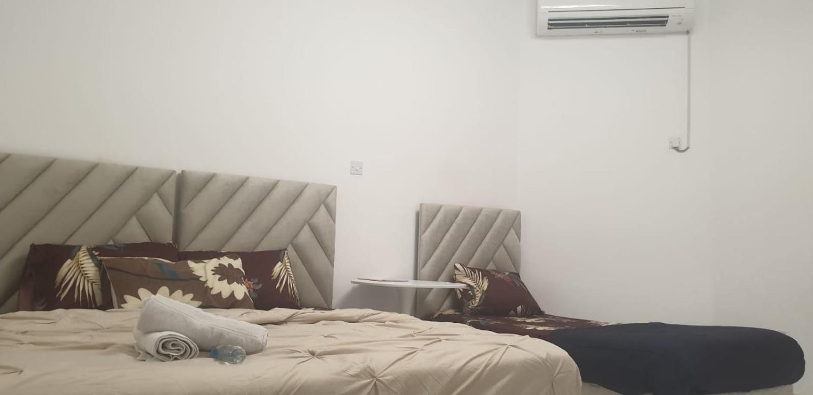 International Abu Dhabi Hostel Екстериор снимка