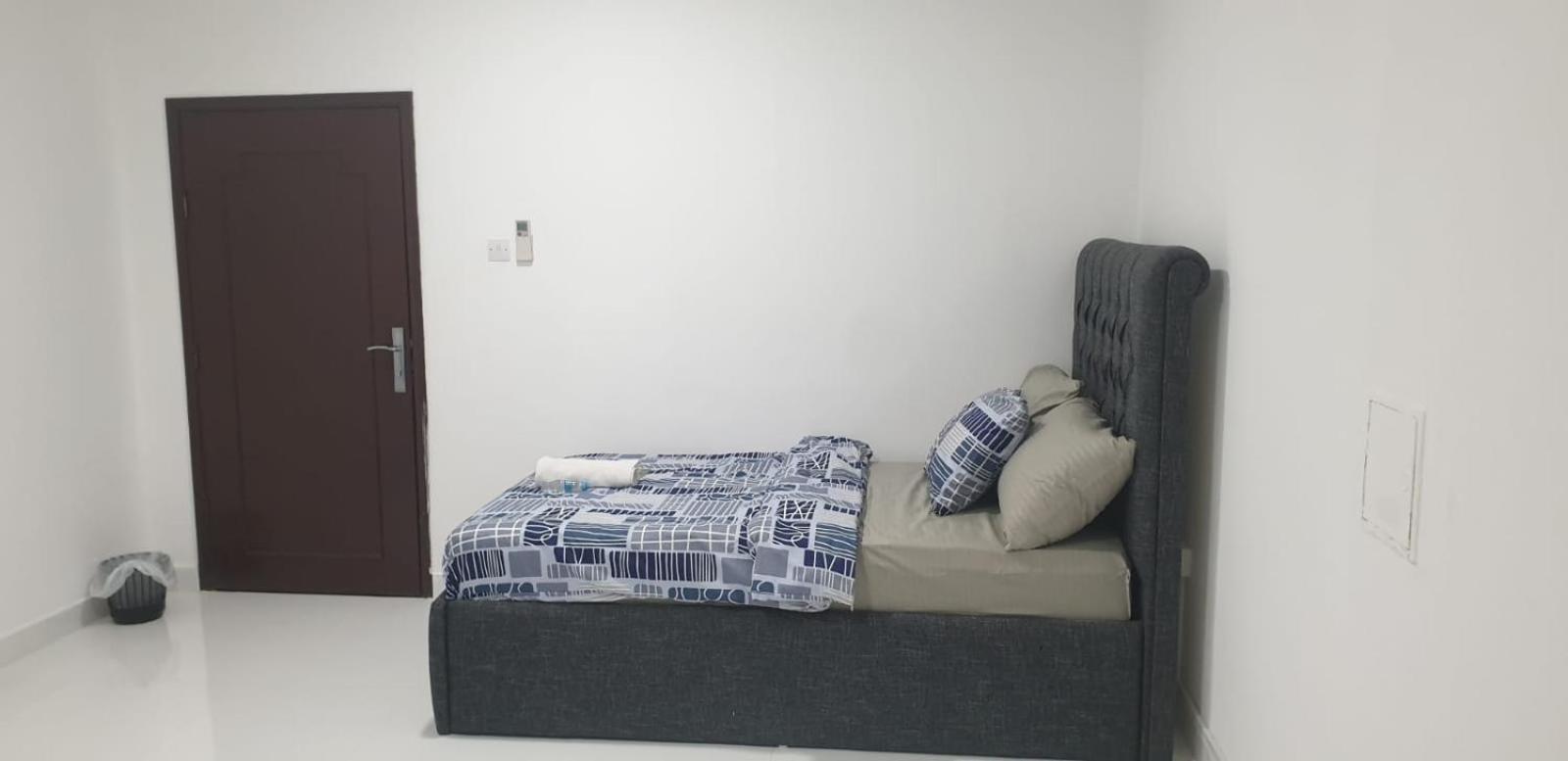 International Abu Dhabi Hostel Екстериор снимка